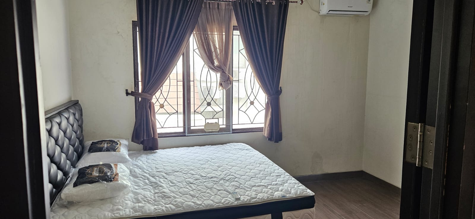 Rumah Disewakan di Cluster The Patio Lippo Cikarang